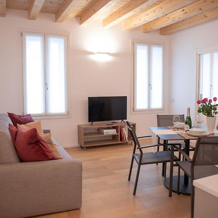 Amendola City View Apartments Suite Romantica Комо Экстерьер фото